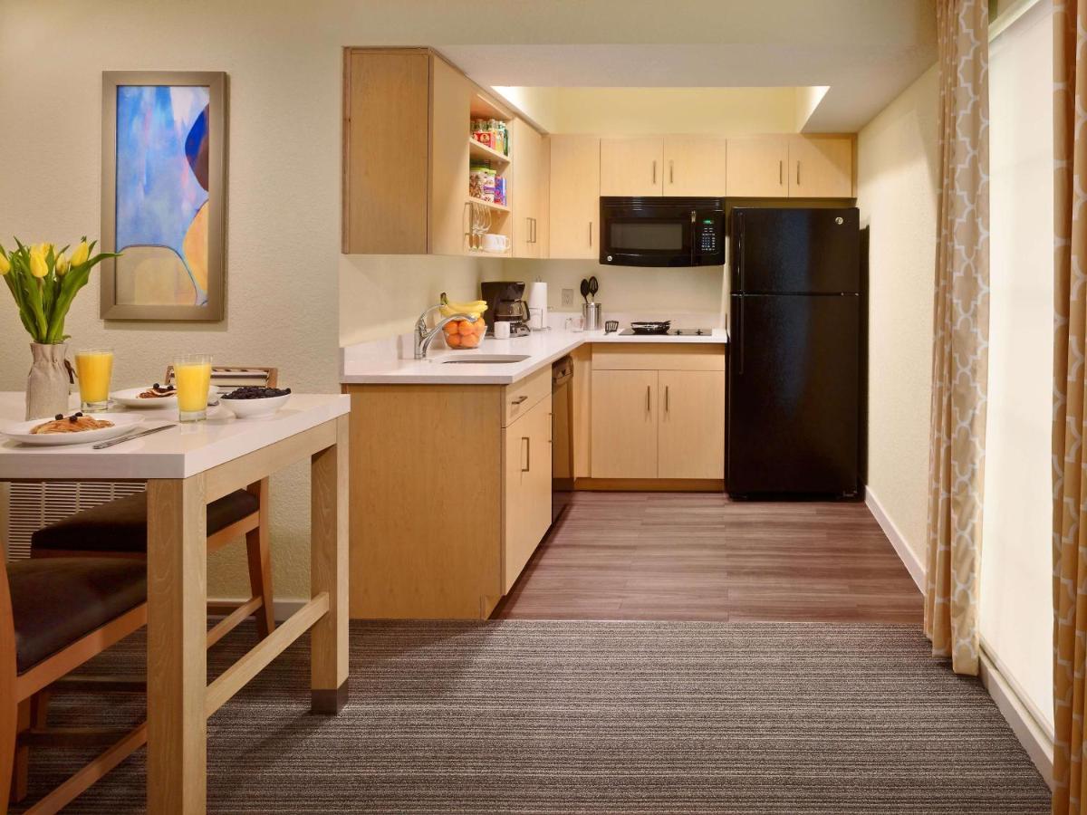 מרלינד הייטס Sonesta Es Suites St. Louis Westport מראה חיצוני תמונה